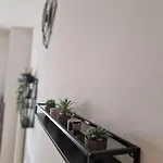 Chez Elisa- *